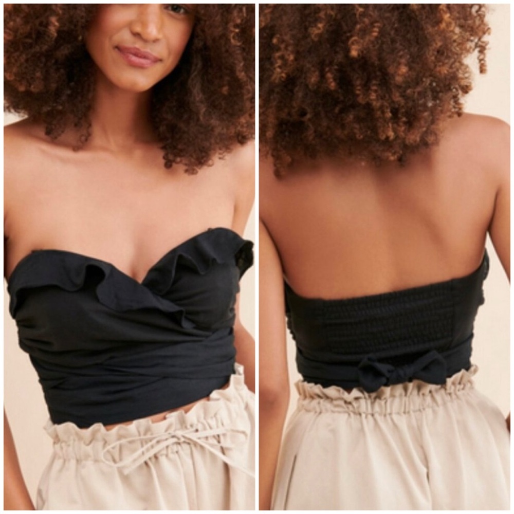 💥PRICE DROP💥 Ruffled Tie Front Tube Top